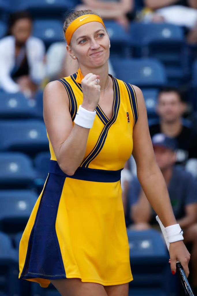 详细阅读:开云-包含科维托娃重返赛场,重返赛场首场状态出色,SKT观众沸腾!气势如虹延续的词条 开云-包含科维托娃重返赛场,重返赛场首场状态出色,SKT观众沸腾!气势如虹延续的词条