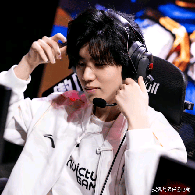 开云-关于TheShy新星问鼎冠军表现惊艳，IG未来可期！的信息